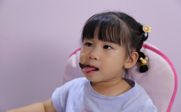 如何糾正小孩發音？