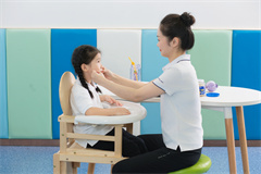 說話越晚越聰明？孩子說話晚真的正常嗎？